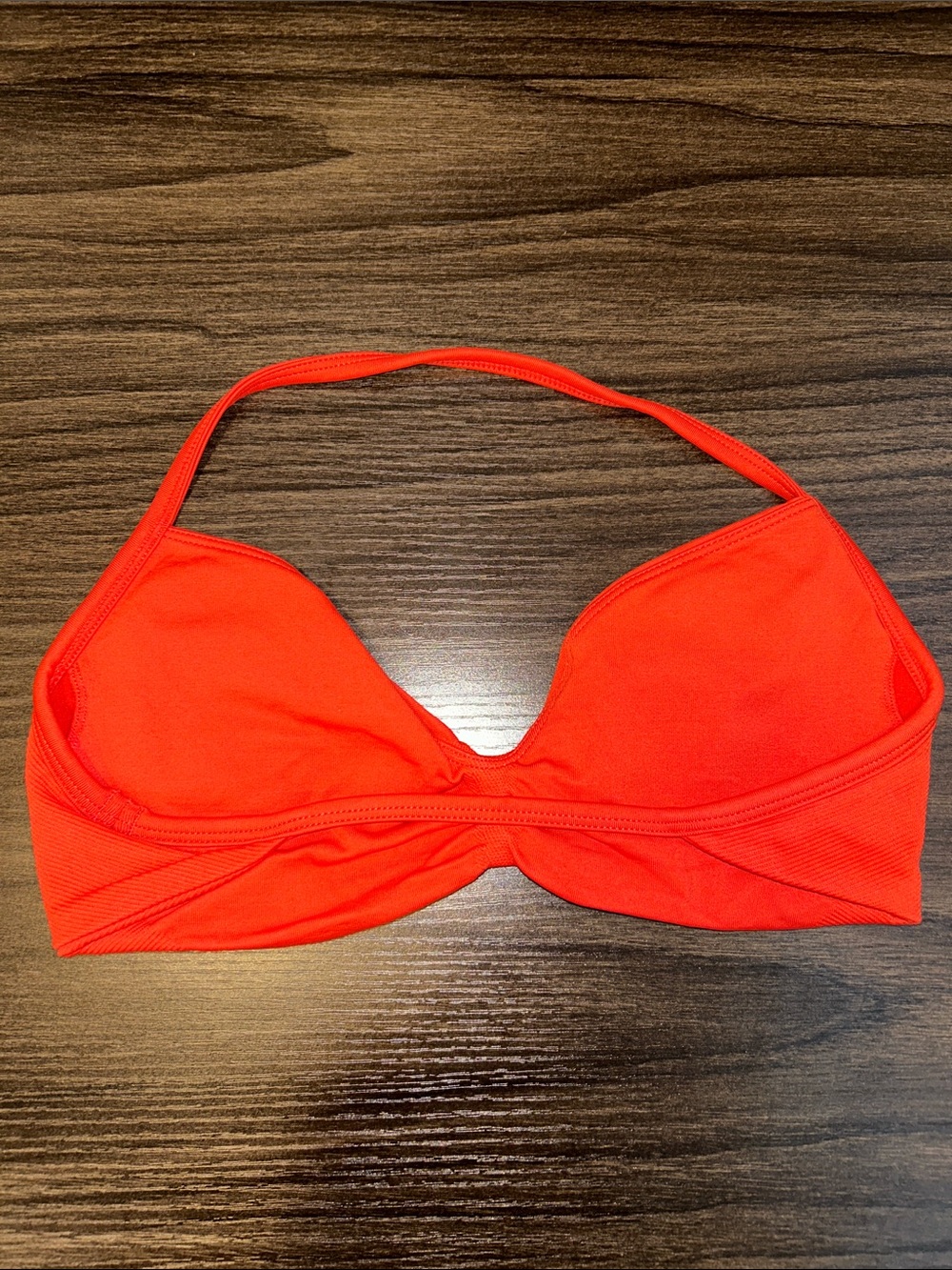 DFYNE Bright Red Sports Bra and Shorts Set - Picture 3 of 6